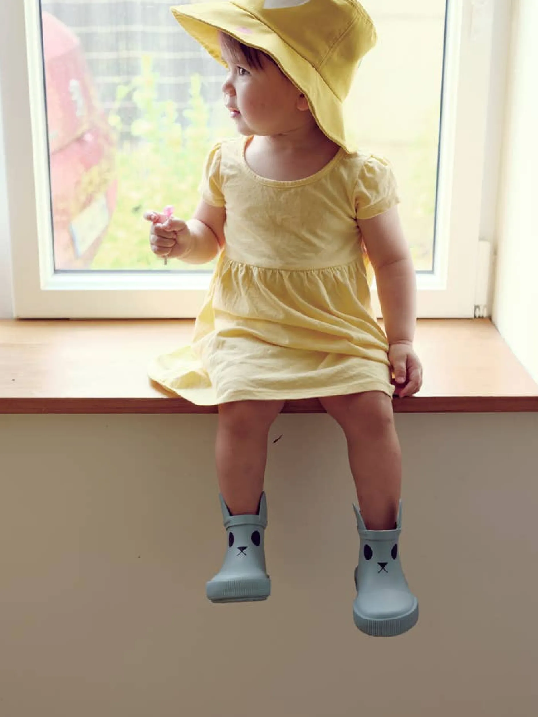 BOXBO Girl's Kerran Rain Boot, Platinum Sale