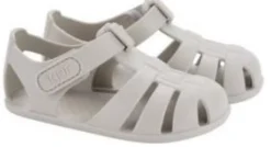 Igor Boy's and Girl's Nemo Solid Sandals, Arena Clearance