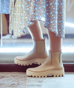 Igor Women's Soul Water Boots, Beige Hot