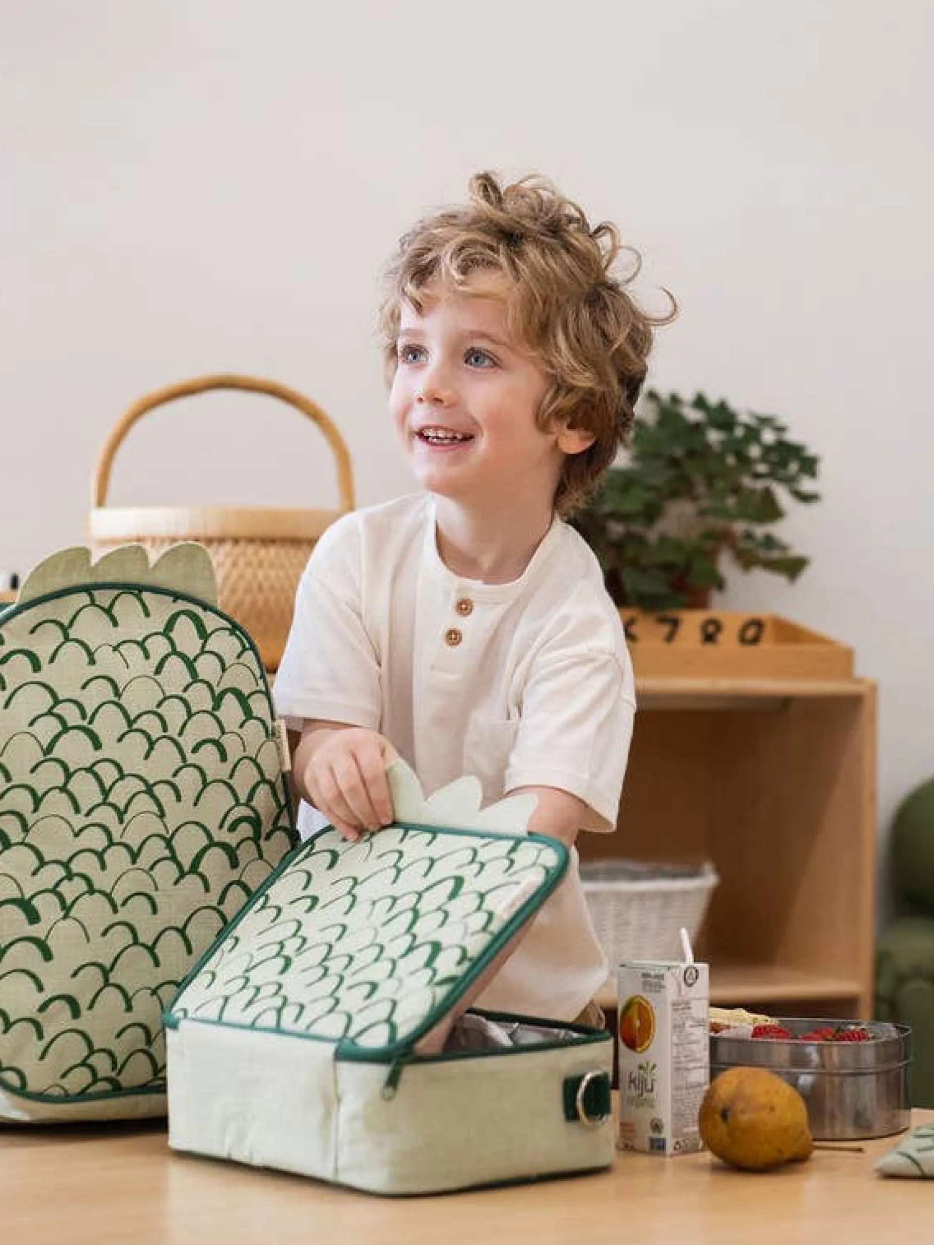 SoYoung Dino Scales Lunch Box Outlet